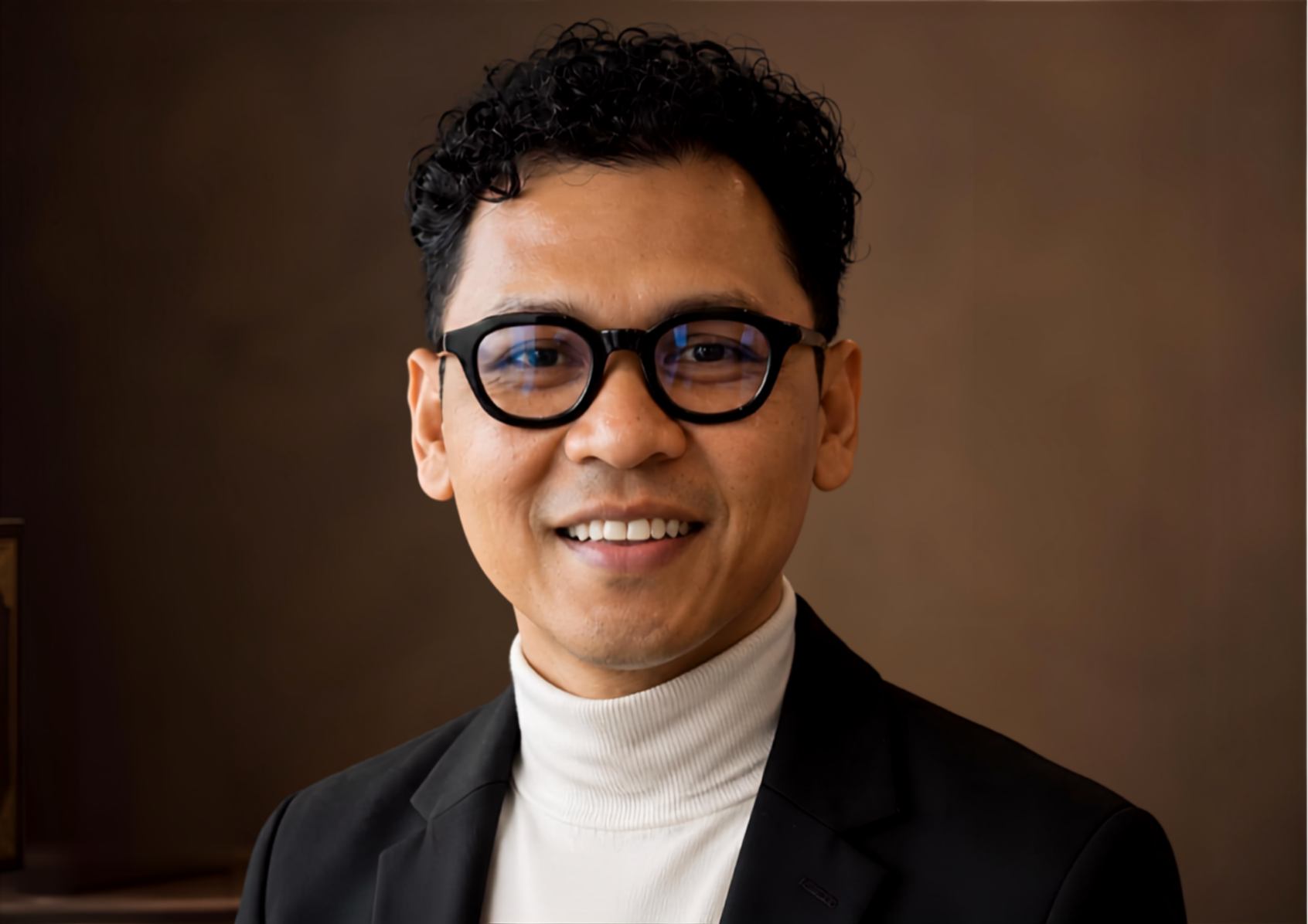 Potret profesional Zamani alMuflih